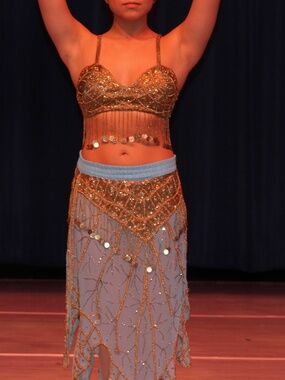 ✨💎 Luxury Arabian Nights Glamour – Beaded Teal Belly Dance Costume (Large) 💎✨